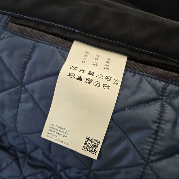 Hugo Boss Jacket Mens 42R Black with Blue Quilted Lining Designer - Picture 5 of 9